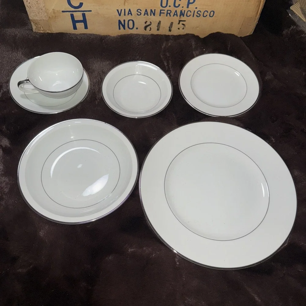 Celebrity Fine China Wedding Band Dinner Set For 4, 1950s Vintage Dish Set 24